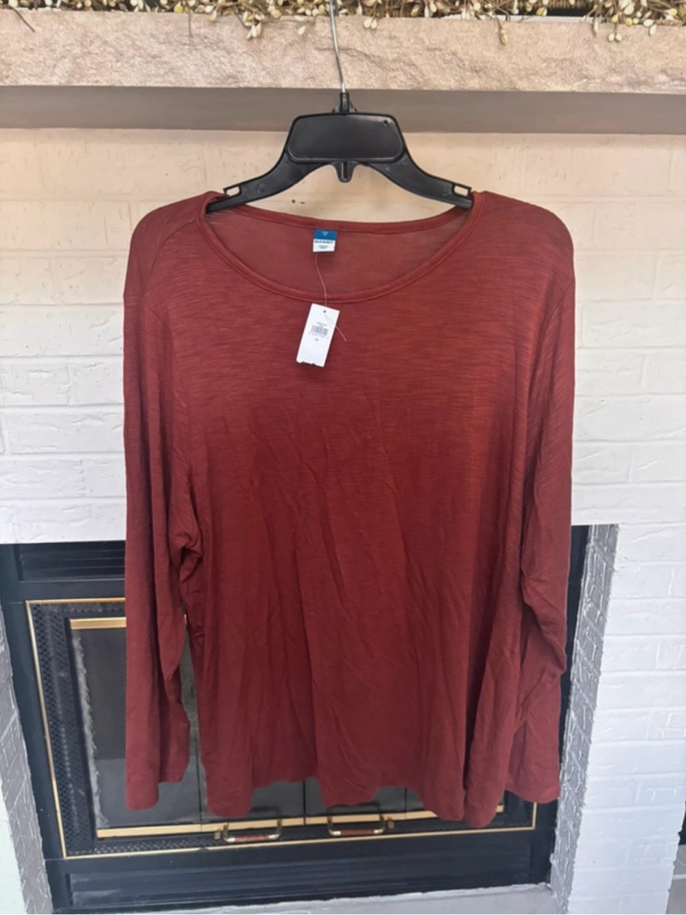 Old Navy Long-Sleeve Scoop Neck Top - Rust Red